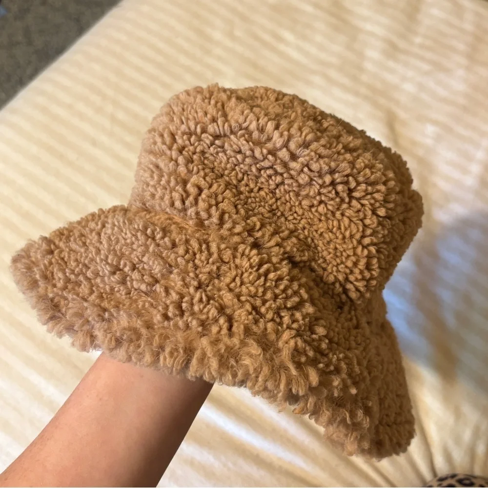 Abercrombie & Fitch Kids Teddy Sherpa Bucket Hat One Size